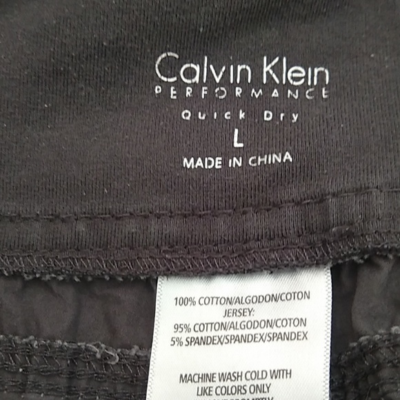 Calvin Klein quick dry maternity cargo shorts - Picture 4 of 4